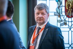 Prof. P. Koszelnik,